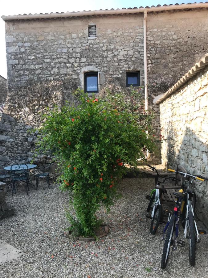 Le Mas Du Paradis Bleu Saint-Andre-de-Cruzieres Eksteriør bilde
