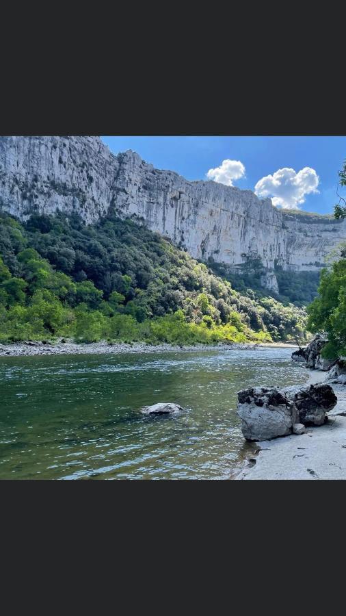 Le Mas Du Paradis Bleu Saint-Andre-de-Cruzieres Eksteriør bilde